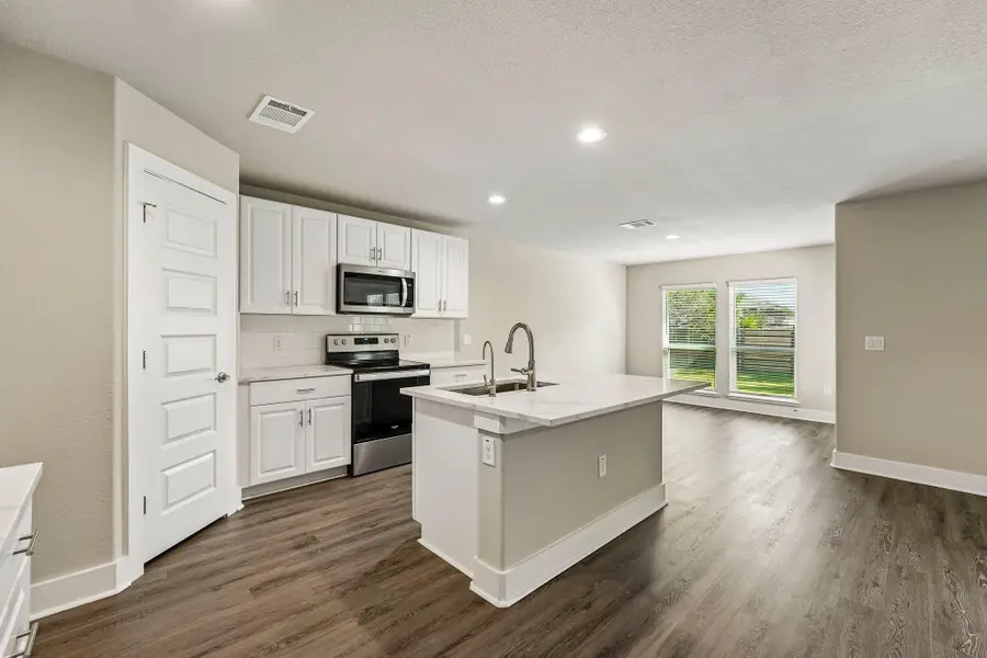 20102 Lee Ln, Lago Vista, TX 78645 - #3