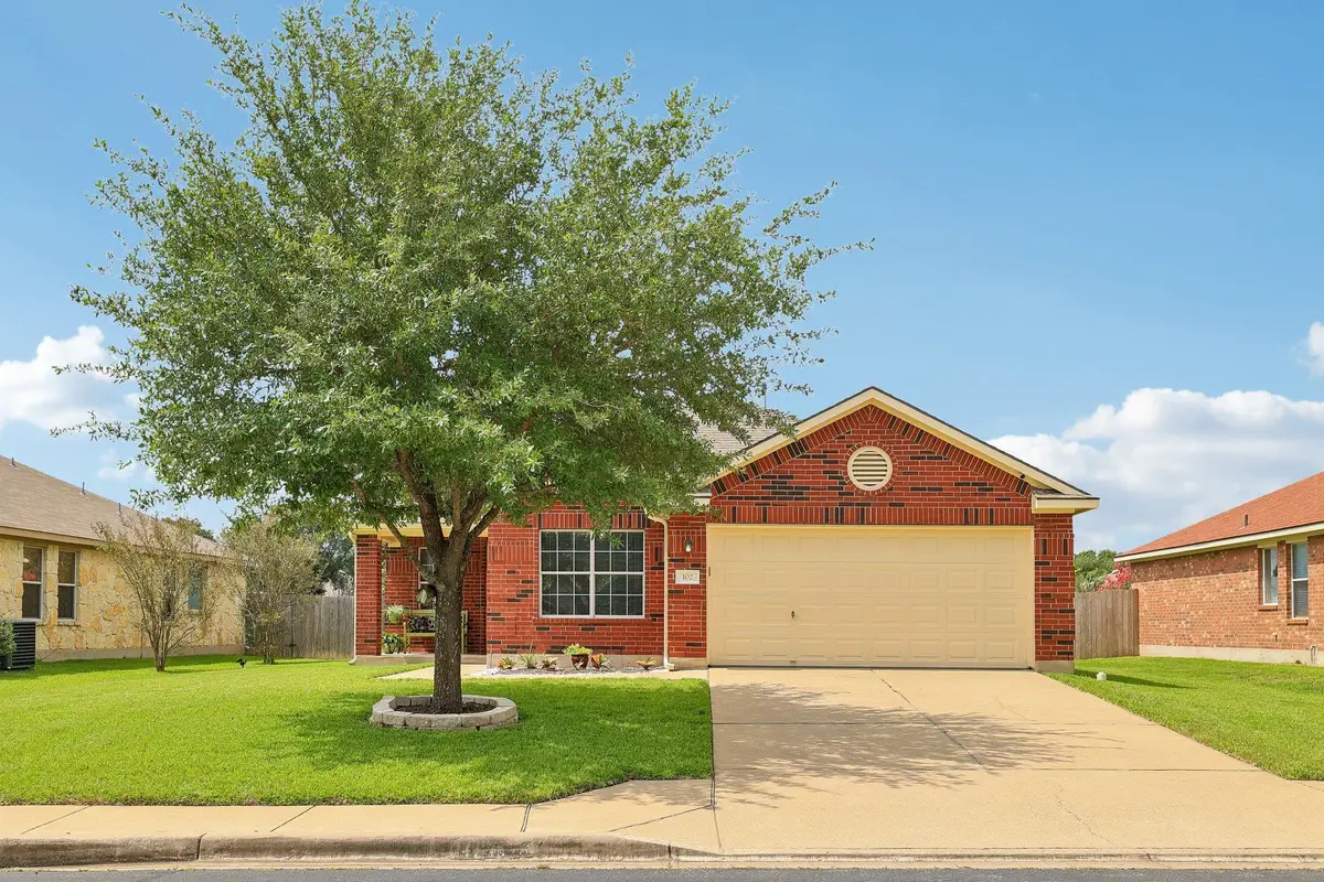 102 Thompson Trl, Bastrop, TX 78602 - #1