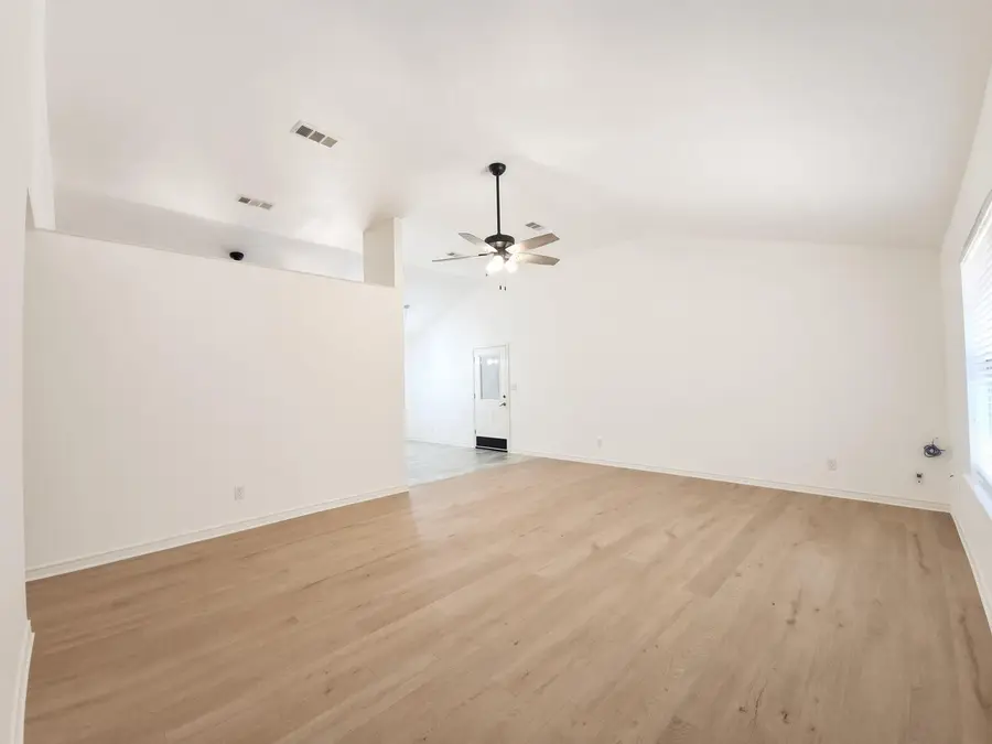15 Las Flores Dr, Wimberley, TX 78676 - #3