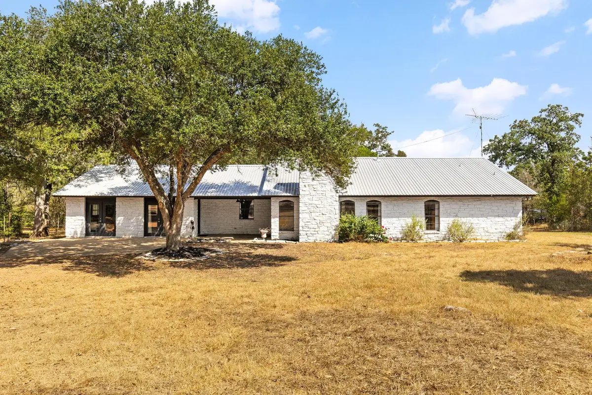196 Willy Rd, Bastrop, TX 78602 - #1