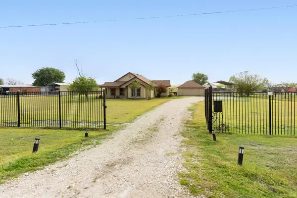 2601 Windy Ridge Rd, Taylor, TX 76574