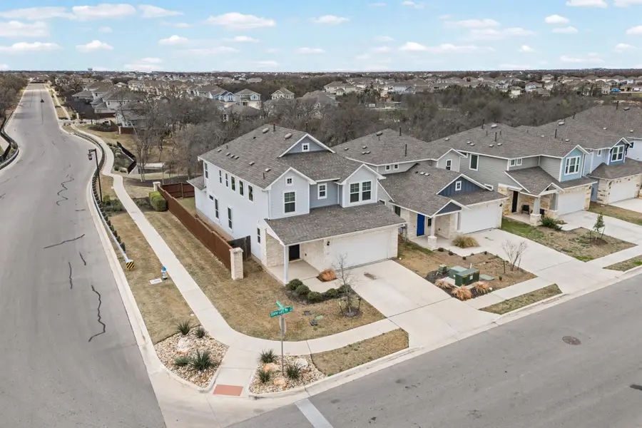 101 Stone Canyon Dr, Georgetown, TX 78628 - #2