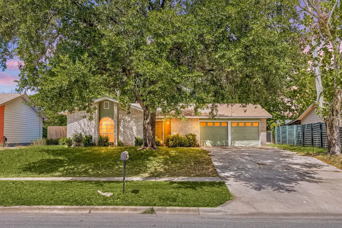 2412 E Stassney Ln, Austin, TX 78744 - #1