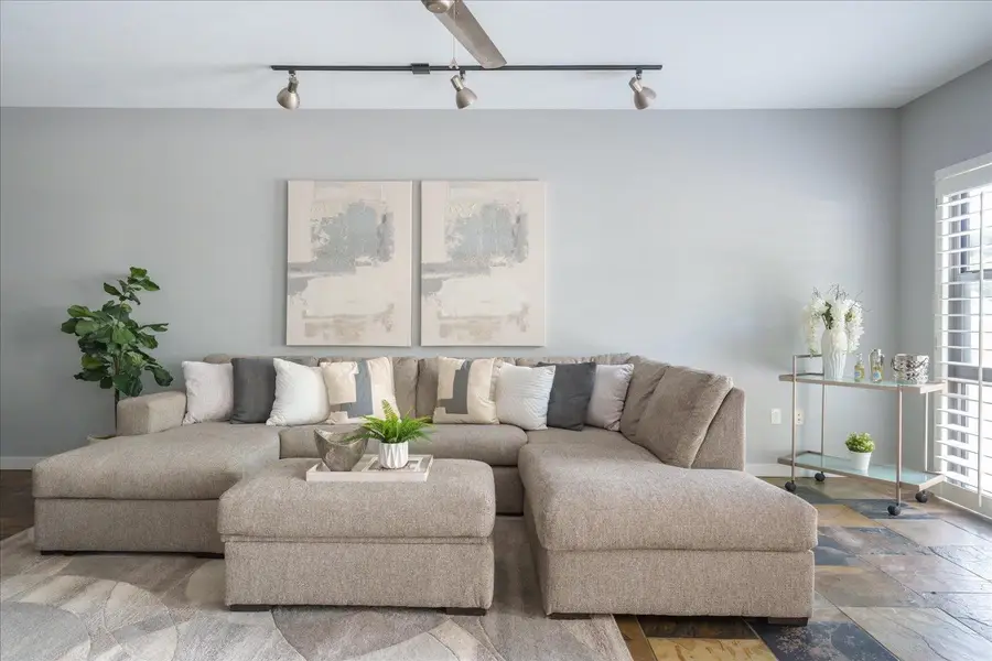 1812 West Ave #207, Austin, TX 78701 - #2