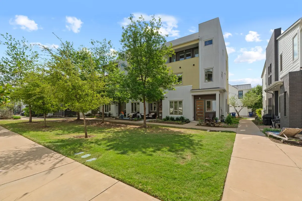 4517 Kocurek St, Austin, TX 78723 - #1