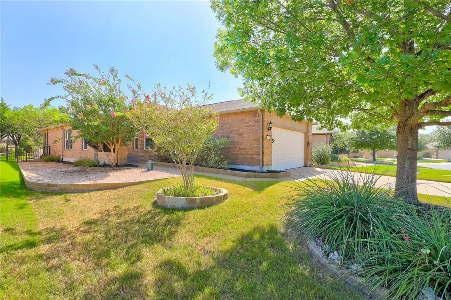 600 Salado Creek Ln, Georgetown, TX 78633 - #3