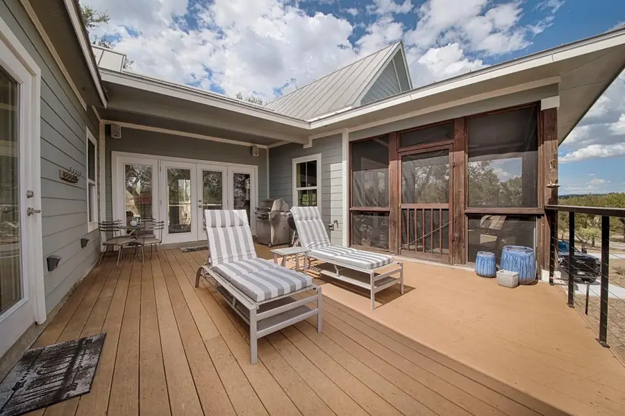 348 Chimney Cove Dr, Marble Falls, TX 78654 - Image #3