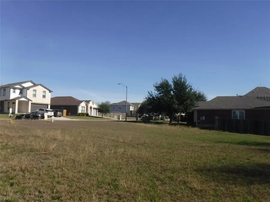 317 Gettysburg Loop, Elgin, TX 78621 - #2