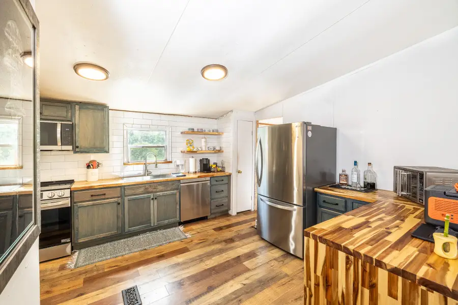 4771 County Road 228, Gonzales, TX 78629 - Image #3