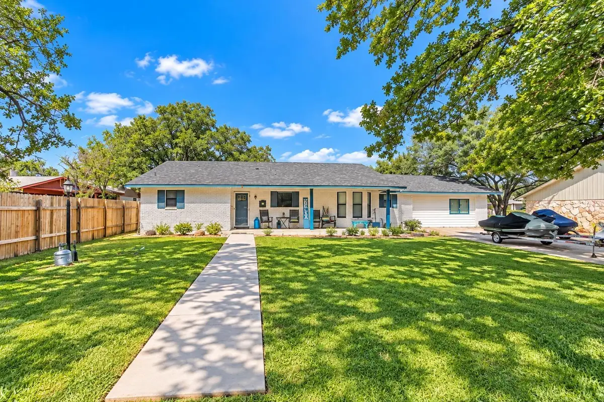 724 S Chaparral, Burnet, TX 78611 - #1