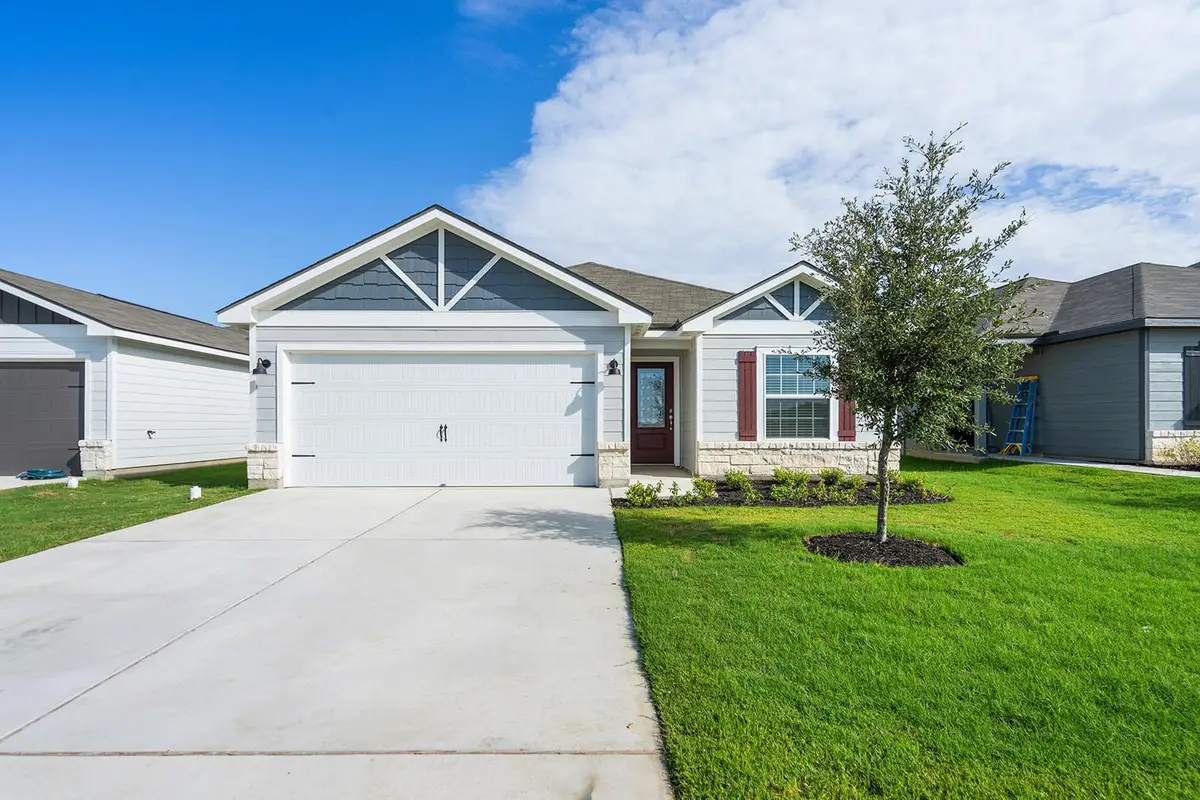 100 Paria Ct, Jarrell, TX 76537 - #1