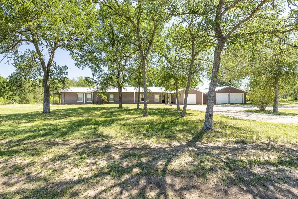 1229 State Highway 304 Highway, Gonzales, TX 78629 - Image #1