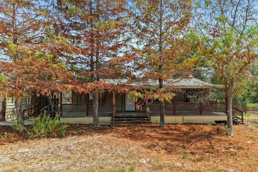 664 Hidden Oaks Dr, Elgin, TX 78621 - #2