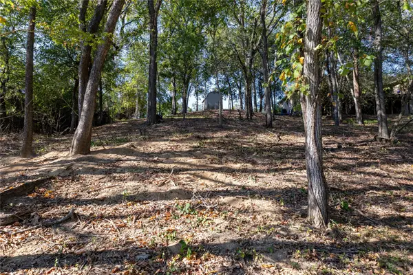 314 Red Bird Ln, Kingsbury, TX 78638