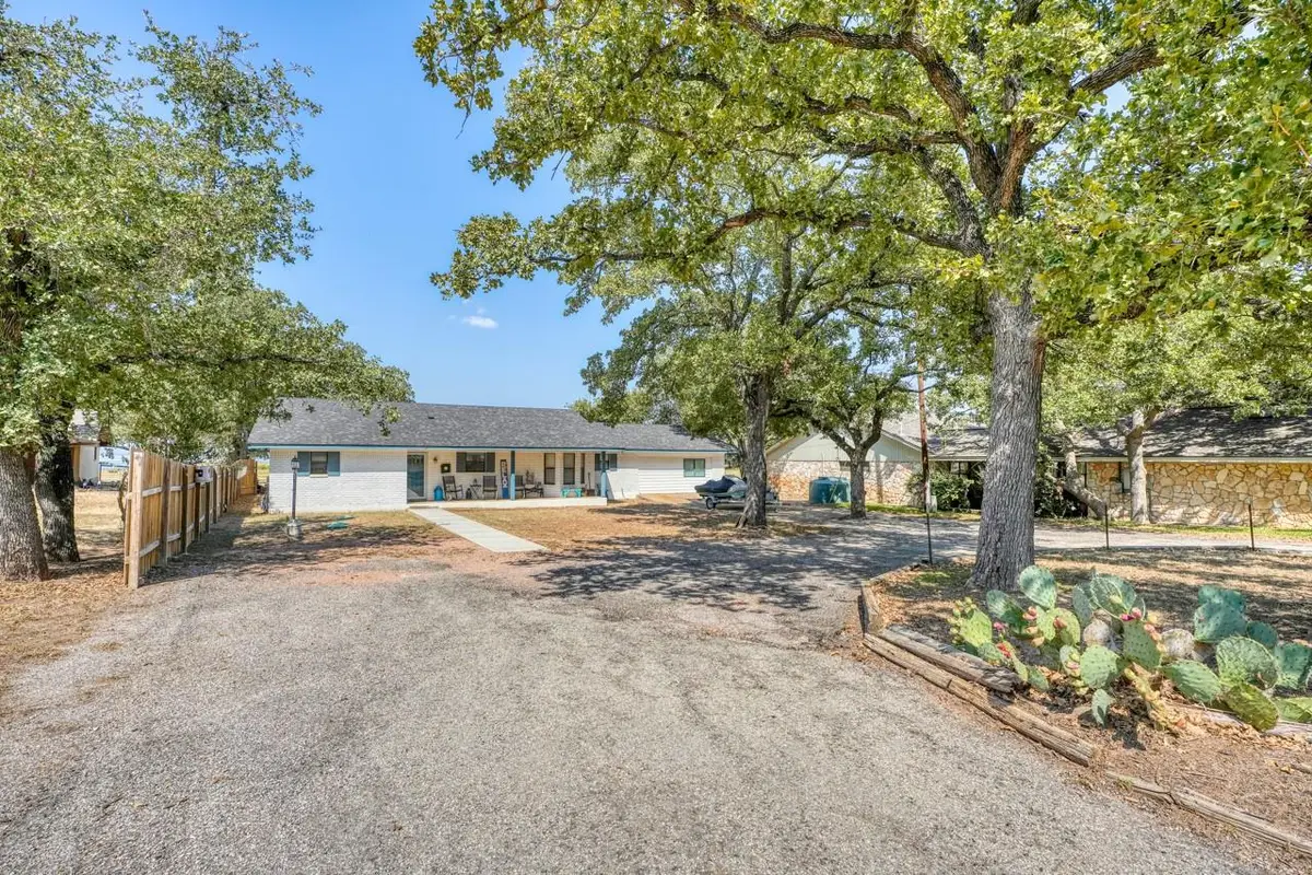 724 S Chaparral, Burnet, TX 78611 - Image #1