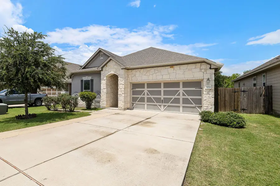14004 Lyndon B Johnson St, Manor, TX 78653 - #3