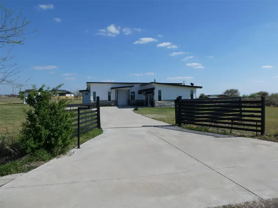 3947 County Road 210, Bertram, TX 78605 - #2