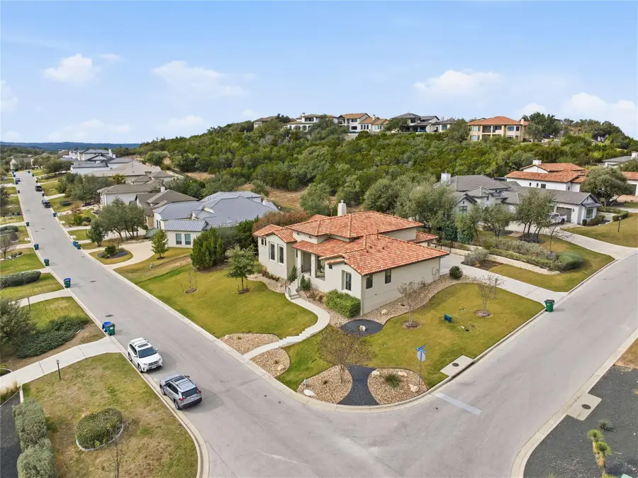 321 Sweet Grass Ln, Lakeway, TX 78738 - #3