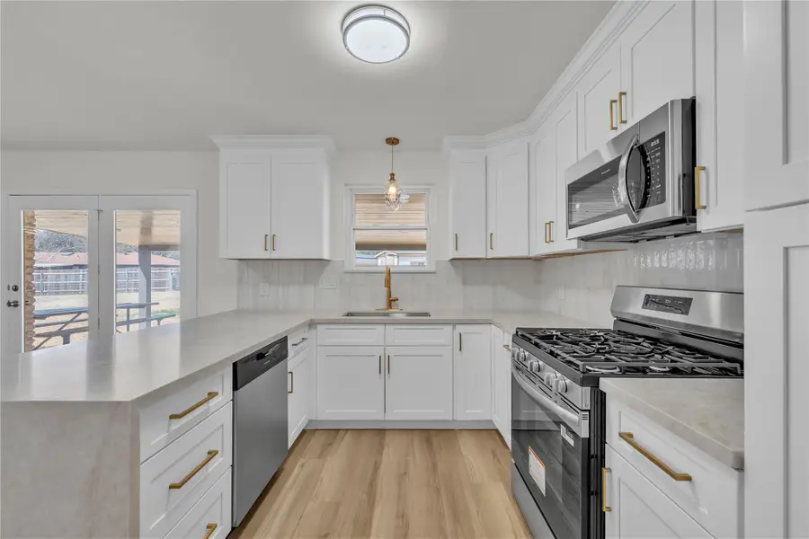 514 Sara Dr, Round Rock, TX 78664 - #3