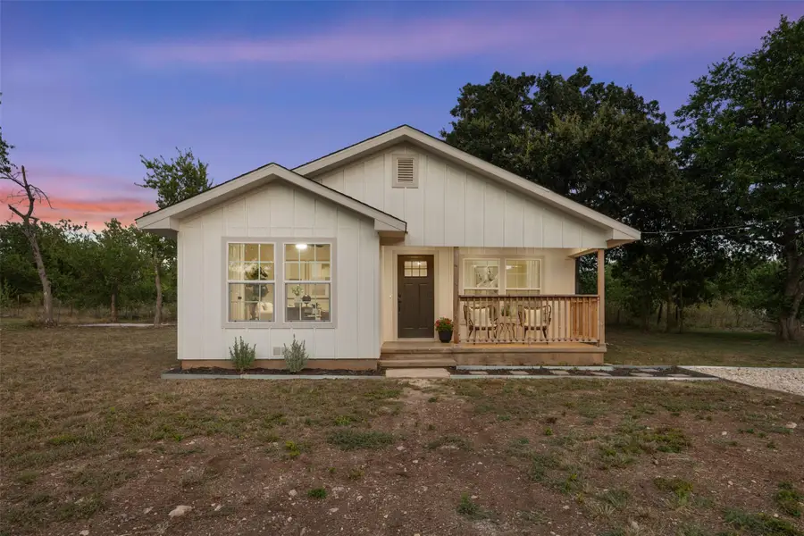 107 Russell St, Liberty Hill, TX 78642 - #2