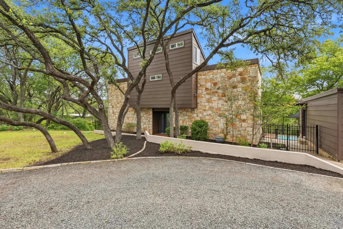 1004 Jousting Pl, Austin, TX 78746 - #1