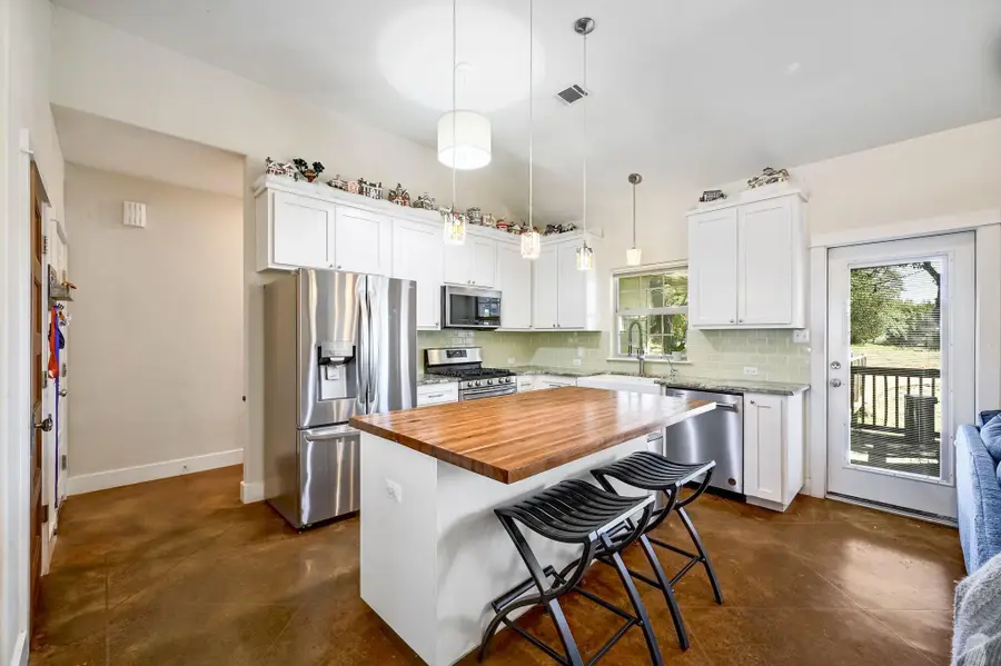 10105 Little Creek Cir, Dripping Springs, TX 78620 - #2