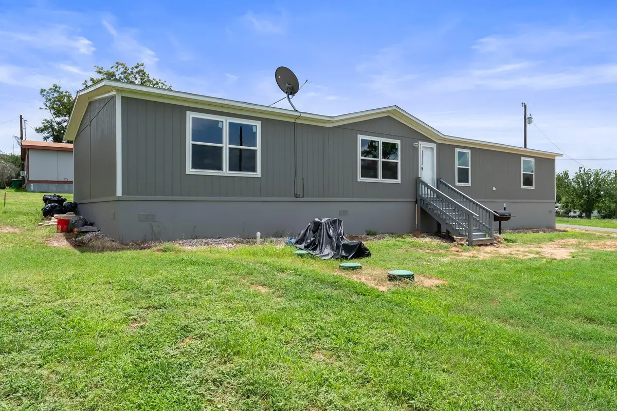 1200 Apache Dr, Burnet, TX 78611 - Image #1