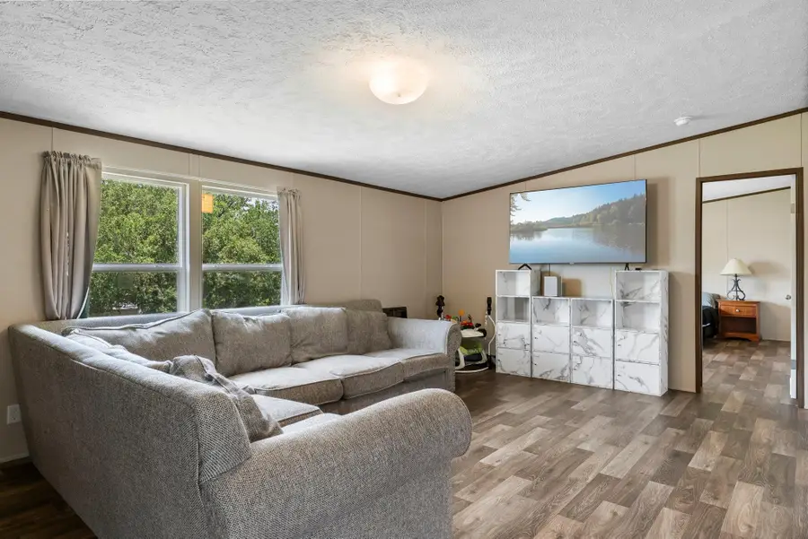 1200 Apache Dr, Burnet, TX 78611 - Image #3