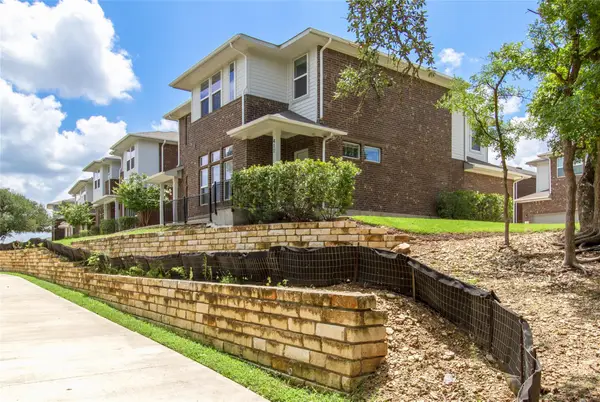 605 W South St St #41, Leander, TX 78641