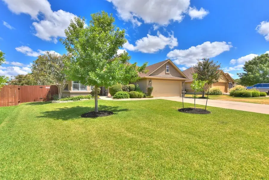 30617 Chi Chi Dr, Georgetown, TX 78628 - #2