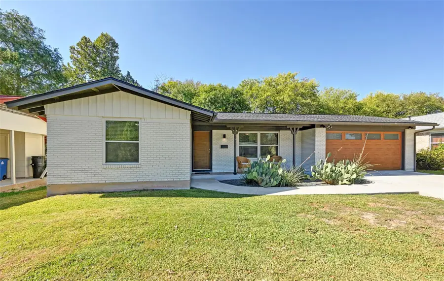 5600 Delwood Dr, Austin, TX 78723 - Image #2