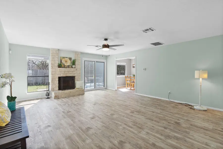 8007 Swindon Ln, Austin, TX 78745 - #3