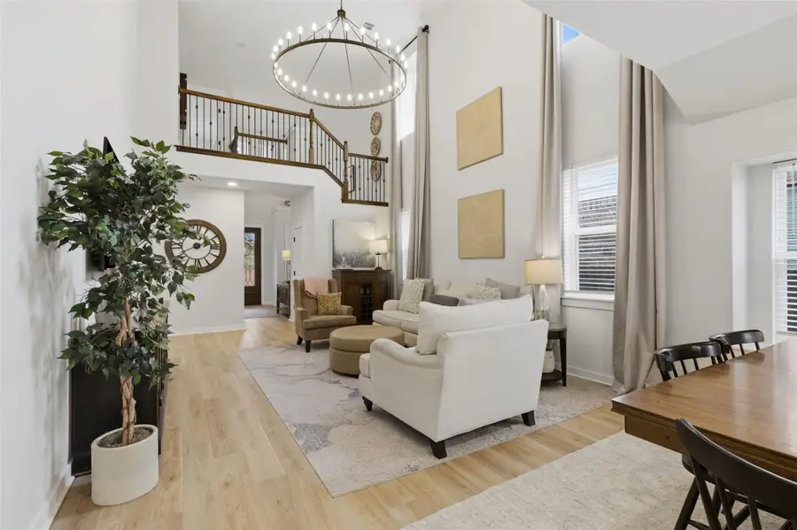 607 Windbrook Dr, Georgetown, TX 78628 - #2