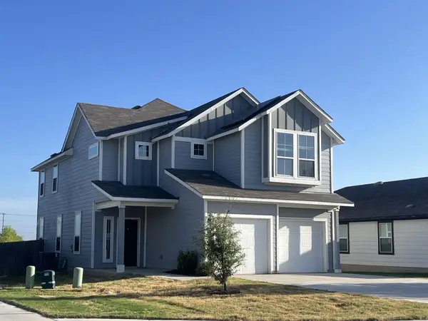504 Star Garnet Dr, Jarrell, TX 76537