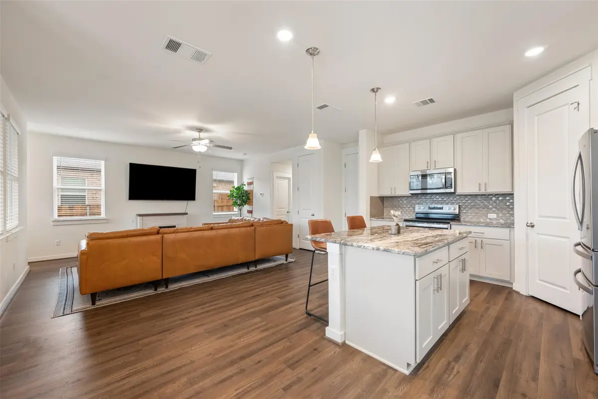 8204 Prairie Rye Dr, Lago Vista, TX 78645 - #1