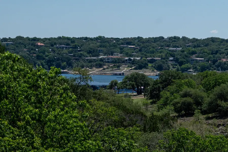 433 Venture Blvd S, Point Venture, TX 78645 - #3