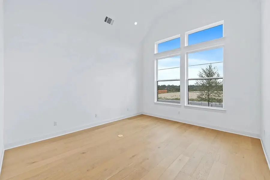 201 Shadow Dr, Liberty Hill, TX 78642 - Image #3