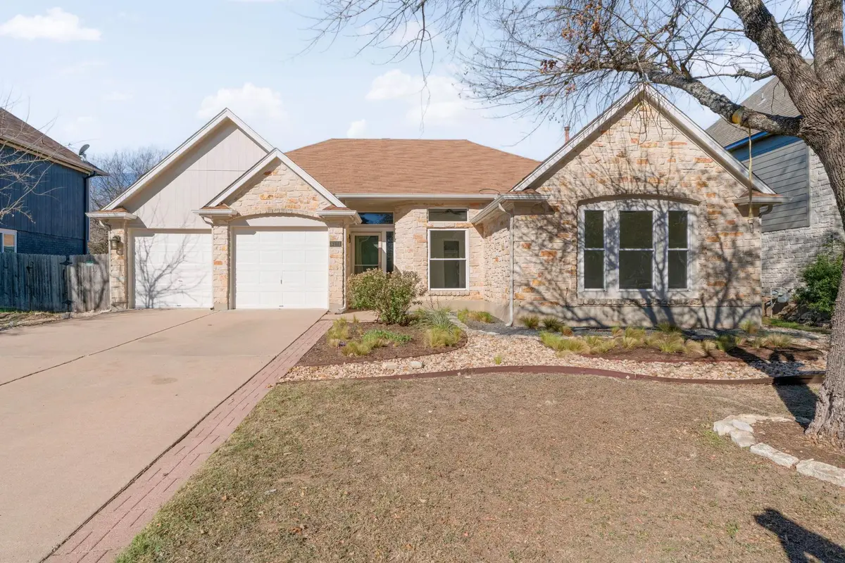 8104 Doe Meadow Dr, Austin, TX 78749 - Image #1