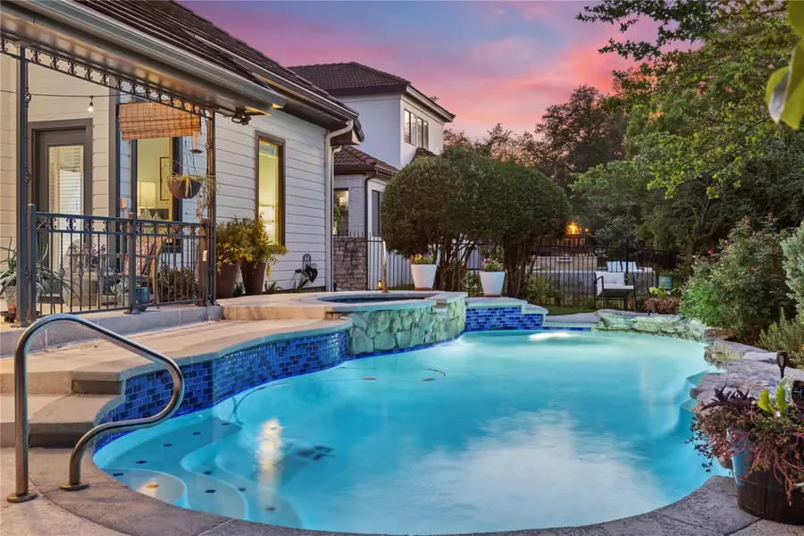 25 Stillmeadow Dr, The Hills, TX 78738 - #2