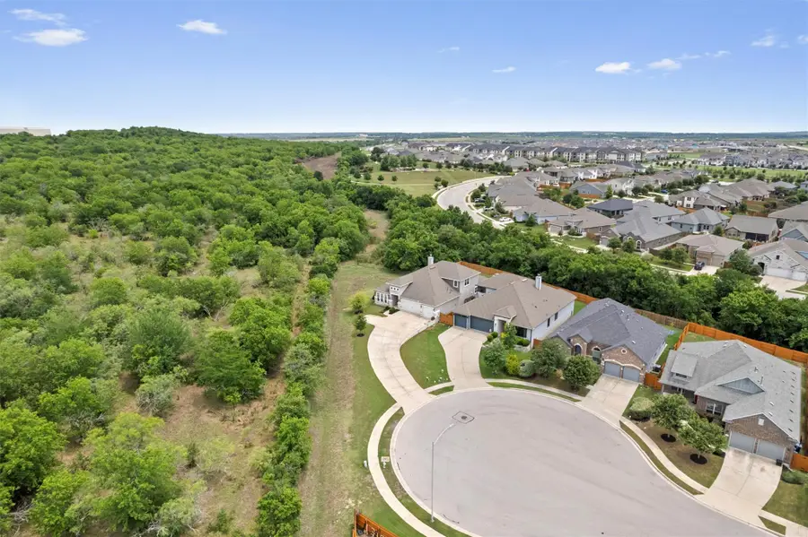 7813 Barbary Ct, Austin, TX 78744 - Image #3
