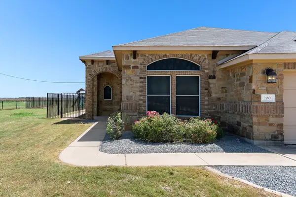 200 County Road 453 Rd, Taylor, TX 76574