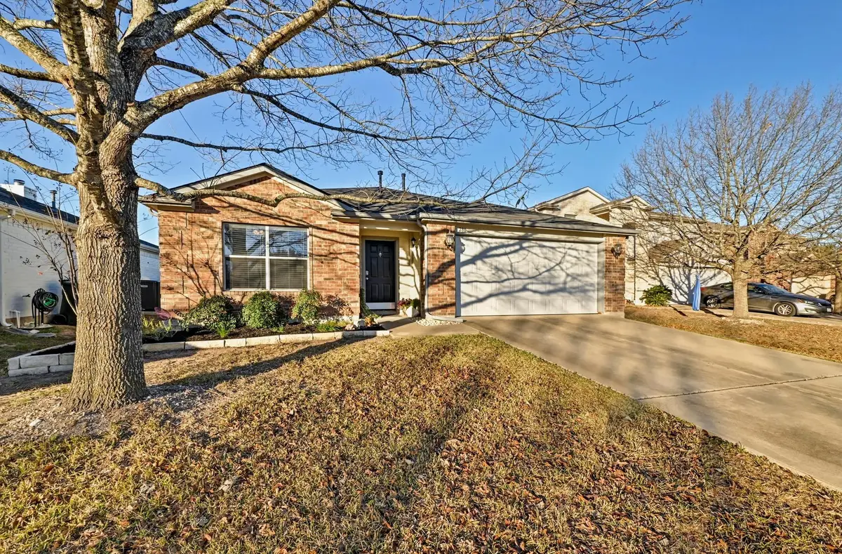 280 Spruce Dr, Kyle, TX 78640 - Image #1