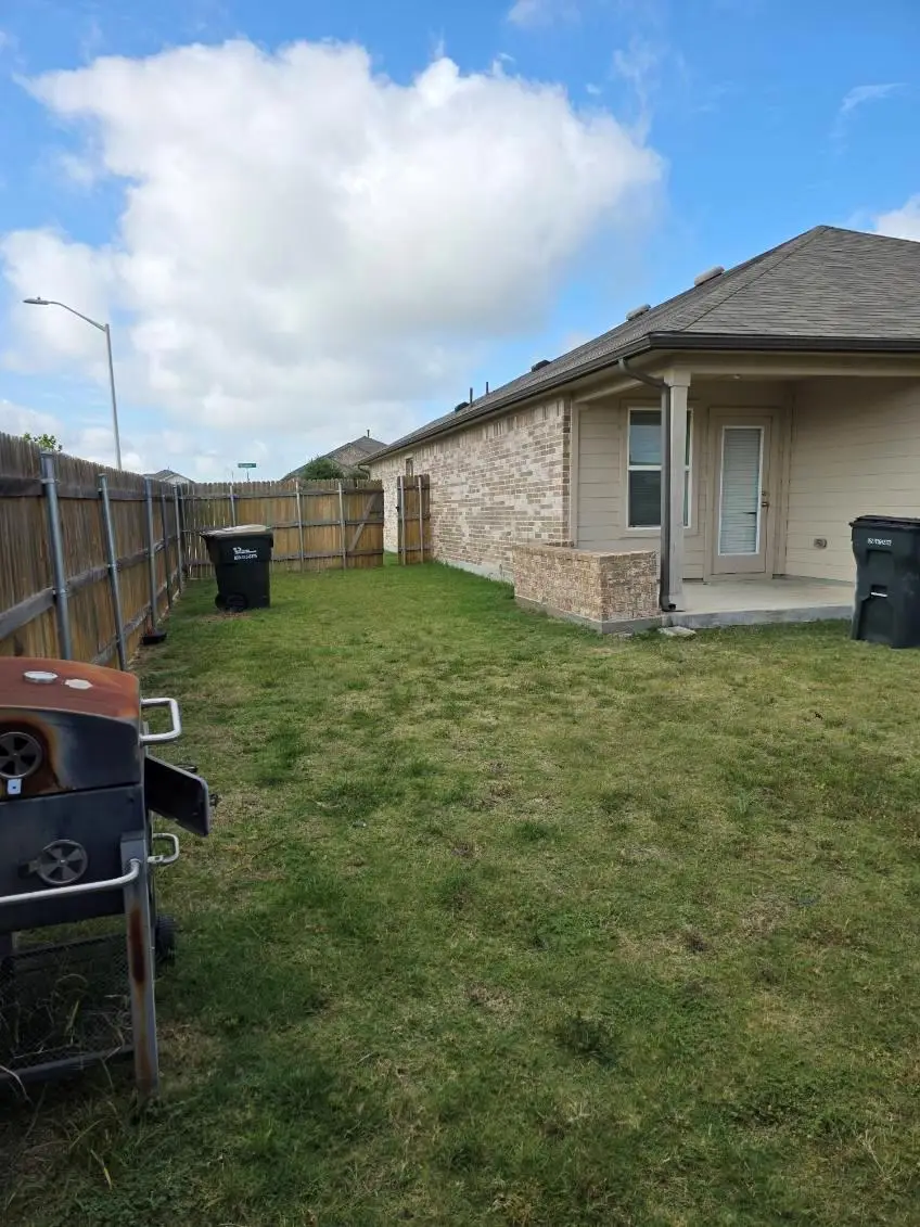 104 Pronghorn Cir, San Marcos, TX 78666 - #3
