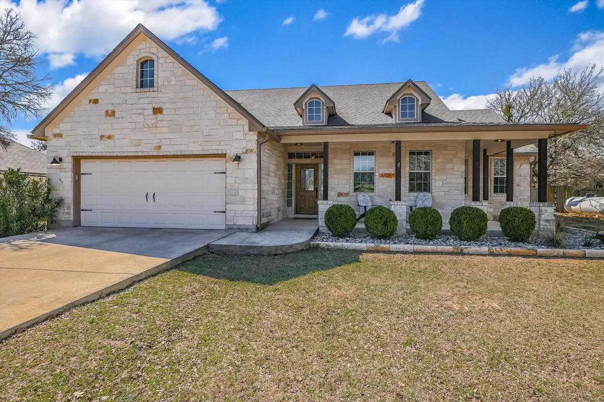 27 Whispering Valley Dr, Wimberley, TX 78676 - #1