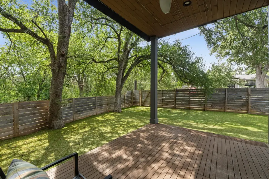3304 E 17th St #B, Austin, TX 78721 - #3