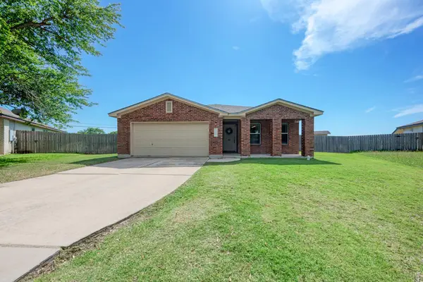 311 Creek Ledge Dr, Hutto, TX 78634