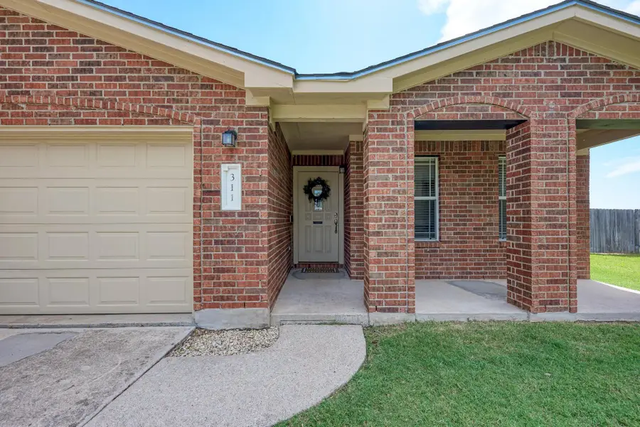 311 Creek Ledge Dr, Hutto, TX 78634 - #2