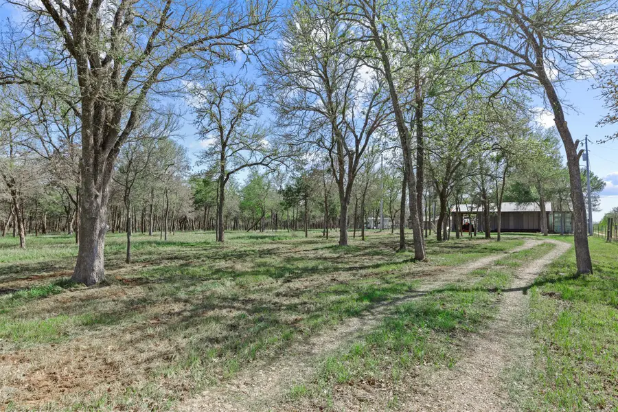 445 Saint Johns Rd, Dale, TX 78616 - Image #2