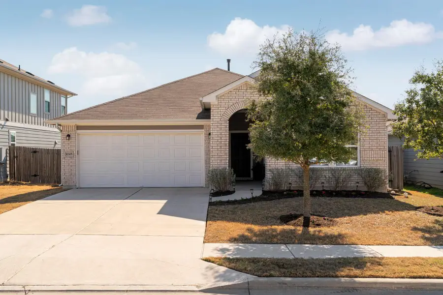 10305 Bankhead Dr, Austin, TX 78747 - #2