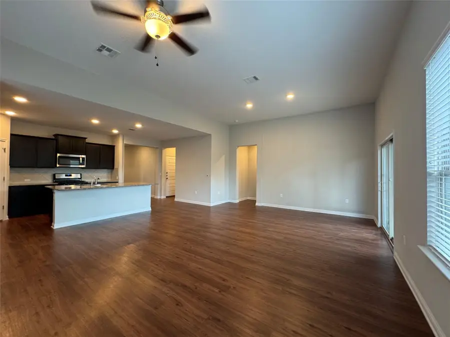 5912 Gerard Dr, Austin, TX 78744 - #2